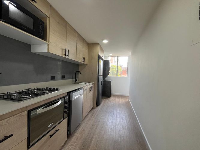 Apartamento de 3 alcobas en venta en El Poblado, Medellín, 100 m² · foto 5 de 17