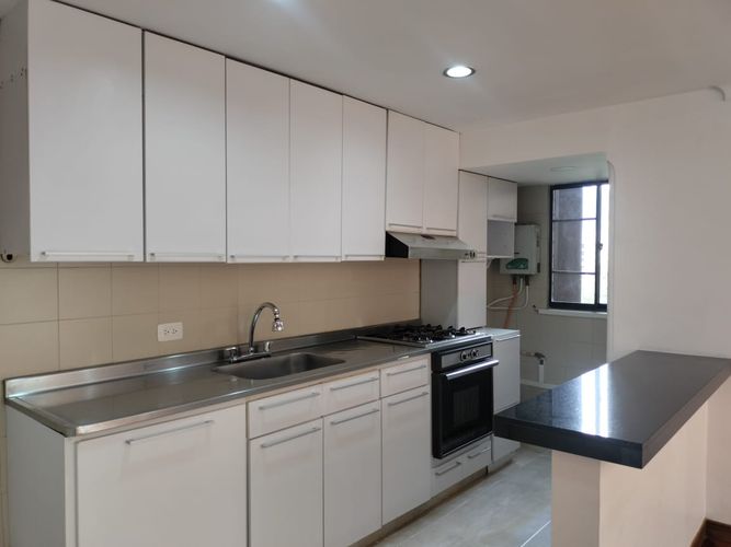 Apartamento de 2 alcobas en arriendo en Santa María De Los Ángeles, Medellín, 72 m² · foto 5 de 16