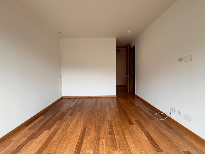 Apartamento de 3 alcobas en venta en El Poblado, Medellín, 320 m² · foto 11 de 20