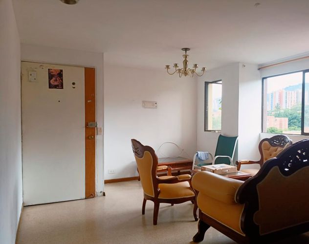 Apartamento de 3 alcobas en venta en Belén, Medellín, 98 m² · foto 11 de 14