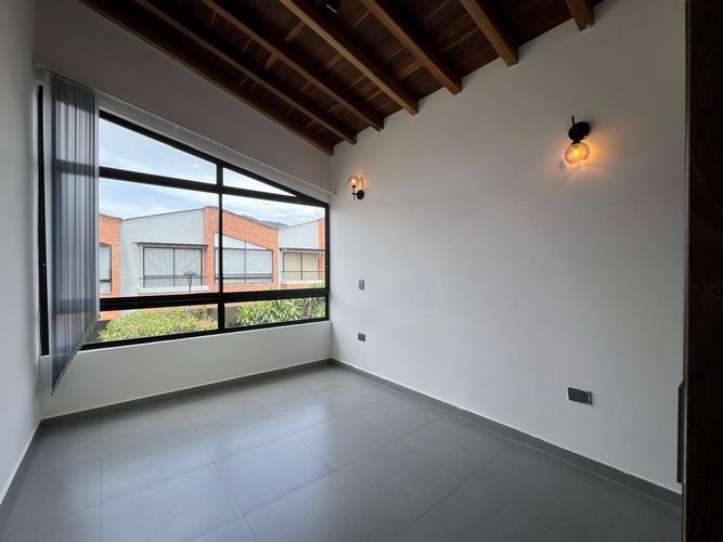 Casa de 3 alcobas en venta en La Ceja, 140 m² · foto 6 de 17