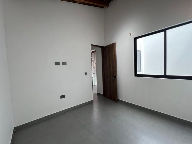 Casa de 3 alcobas en venta en La Ceja, 140 m² · foto 9 de 17