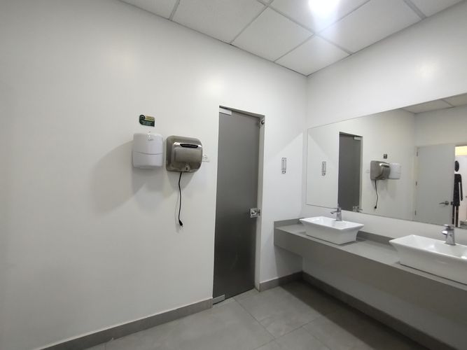 Oficina en arriendo en Altos Del Prado, Barranquilla, 350 m² · foto 16 de 18