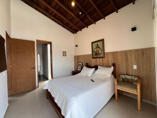 Casa de 3 alcobas en venta en Lomitas, La Ceja, 140 m² · foto 9 de 13