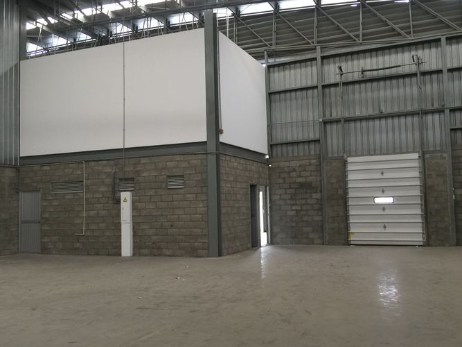 Bodega en arriendo en Acopi, Yumbo, 1129 m² · foto 18 de 24