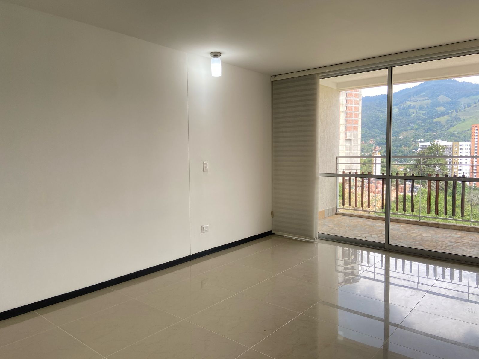 Apartamento en venta en Entreamigos, Sabaneta · foto 3 de 19