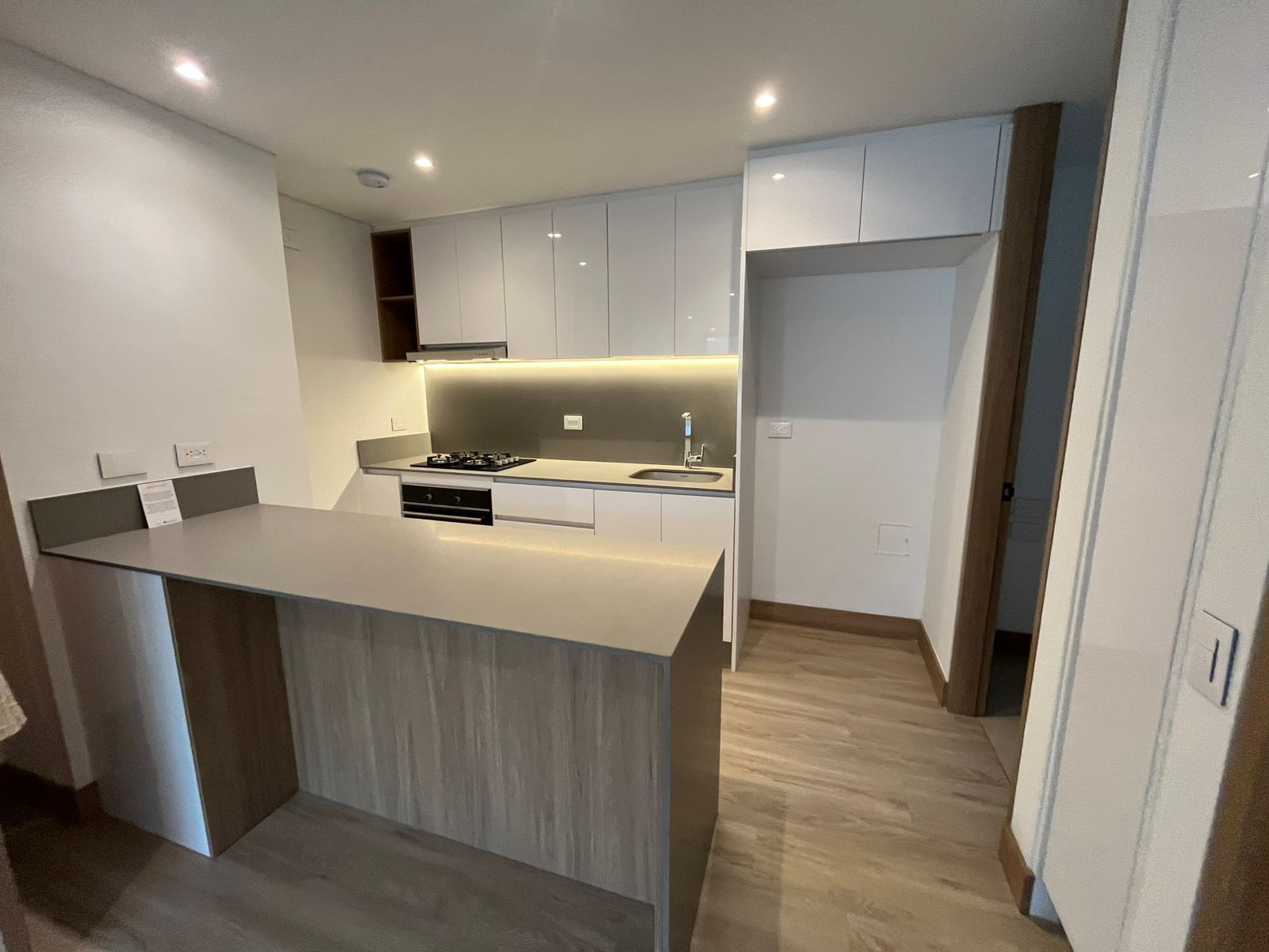 Apartaestudio en venta en El Trebol, Manizales · foto 6 de 24