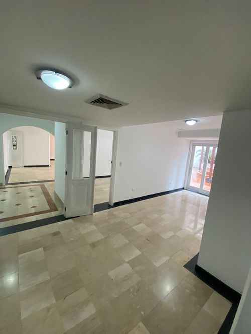 Apartamento de 4 alcobas en venta en Bellavista, Cali, 167 m² · foto 2 de 10