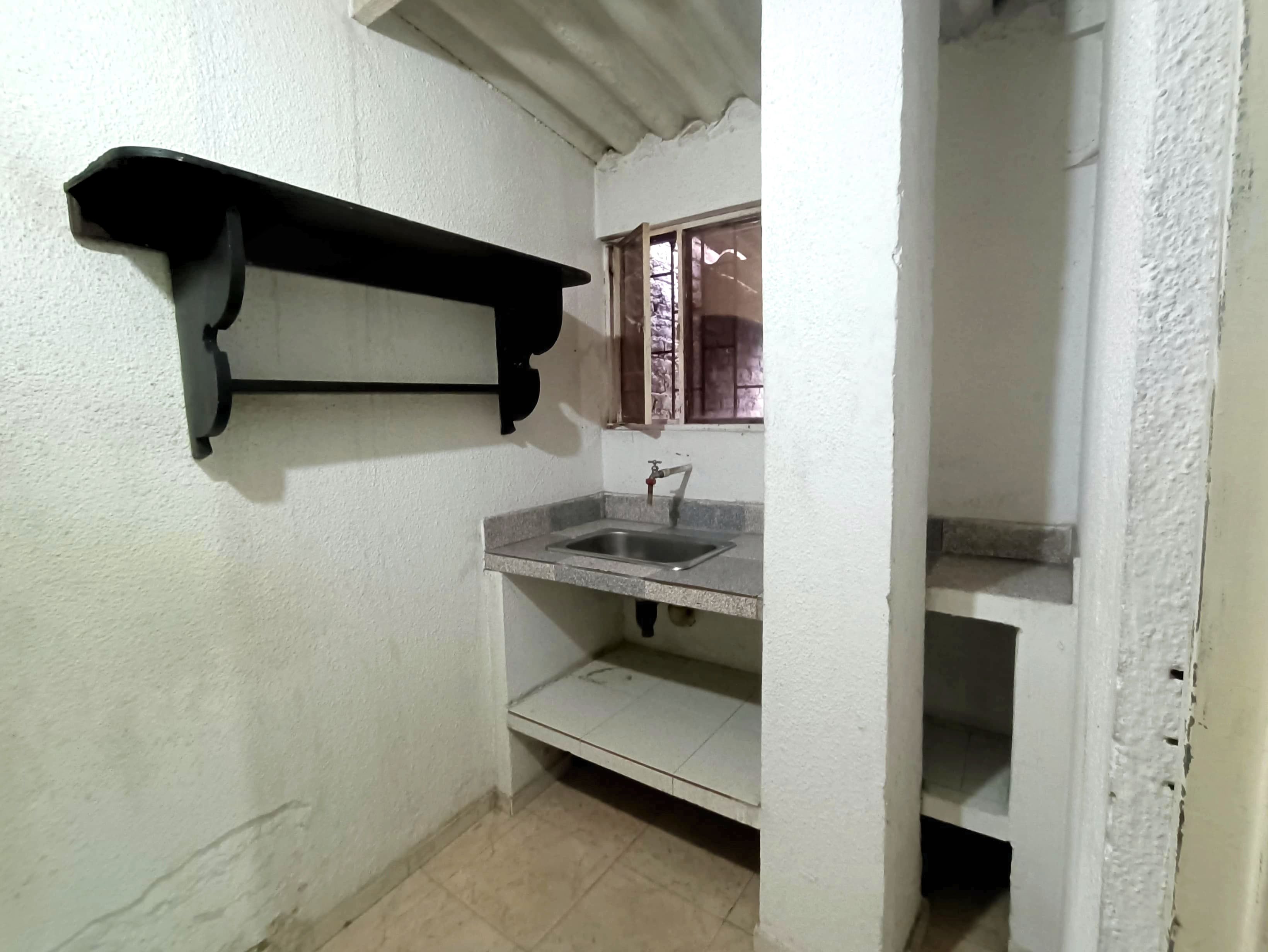 Casa en venta en Villa Alsacia, Bogotá · foto 8 de 21