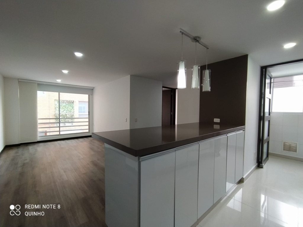 Apartamento en venta en Bella Suiza, Bogotá · foto 4 de 17