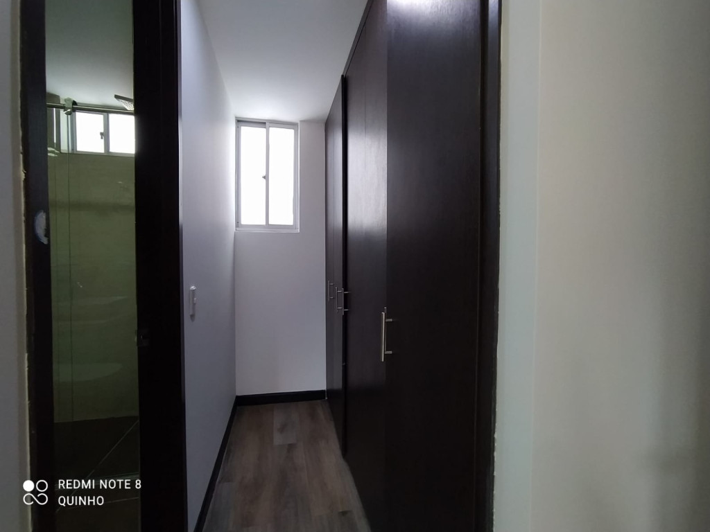 Apartamento en venta en Bella Suiza, Bogotá · foto 8 de 17