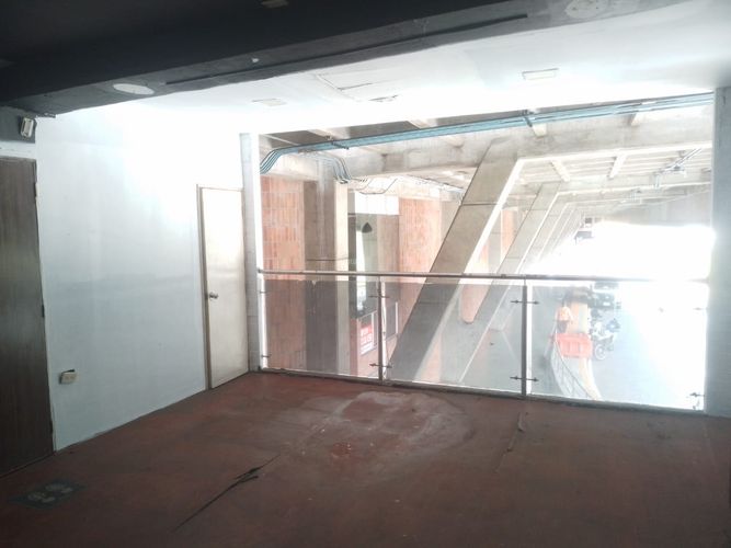 Local en arriendo en Cristo Rey, Medellín, 65 m² · foto 9 de 12