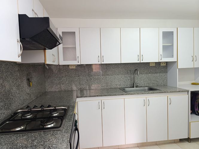 Apartamento de 3 alcobas en arriendo en El Poblado, Medellín, 113 m² · foto 6 de 18