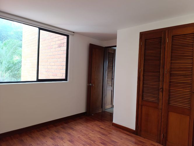 Apartamento de 3 alcobas en arriendo en El Poblado, Medellín, 113 m² · foto 13 de 18