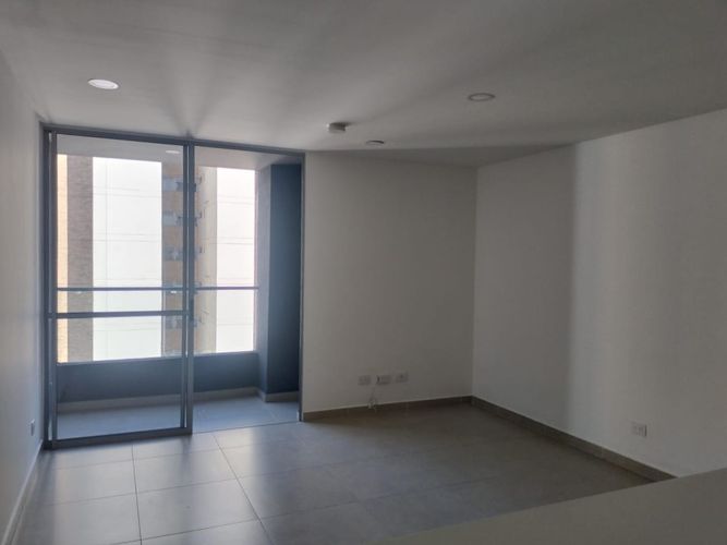 Apartamento de 2 alcobas en arriendo en El Poblado, Medellín, 58 m² · foto 2 de 14