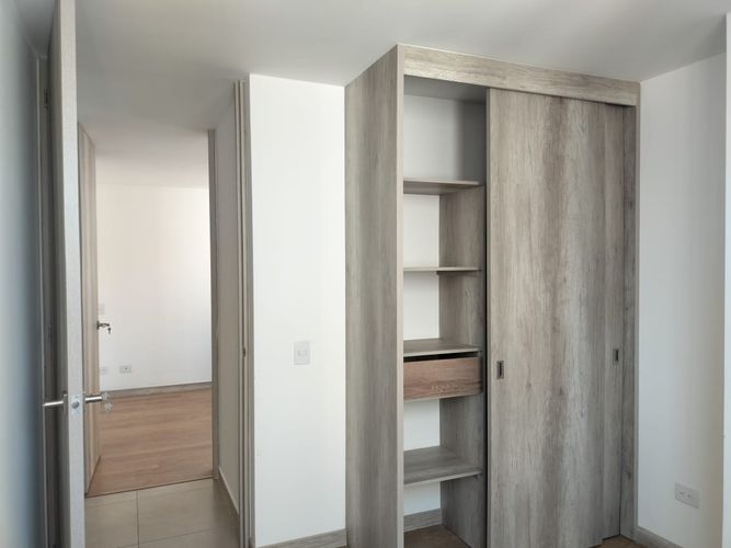 Apartamento de 2 alcobas en arriendo en El Poblado, Medellín, 58 m² · foto 11 de 14