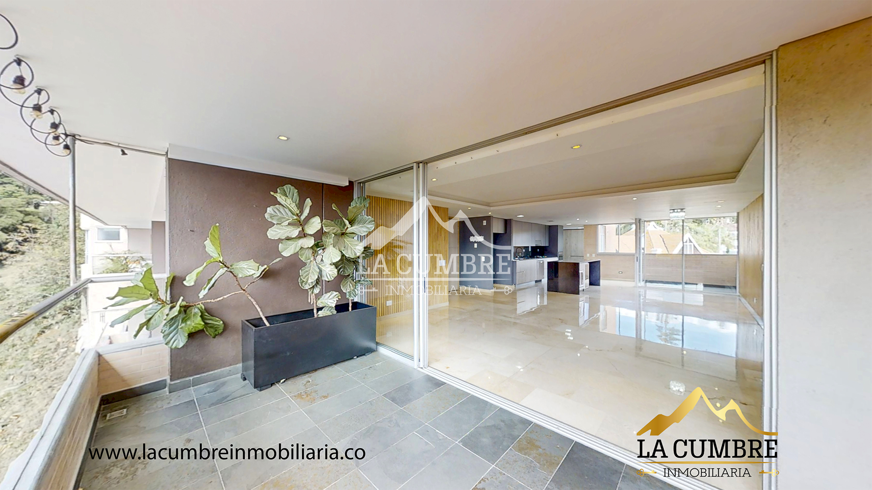 Apartamento en arriendo en El Tesoro, Medellín · foto 2 de 19