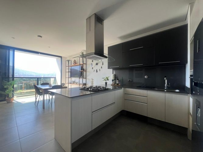 Apartamento de 1 alcoba en arriendo en El Poblado, Medellín, 61 m² · foto 12 de 16