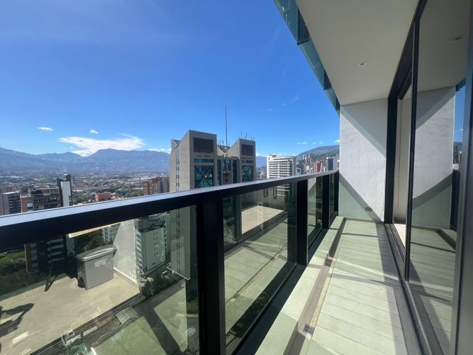 Apartamento de 1 alcoba en arriendo en El Poblado, Medellín, 61 m² · foto 15 de 16
