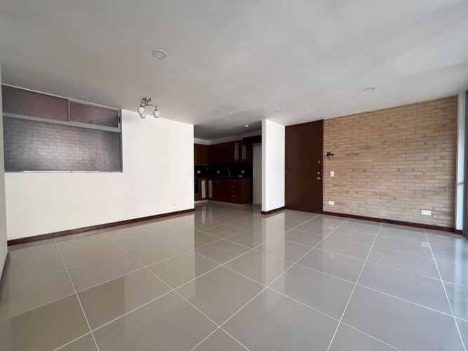 Apartamento de 3 alcobas en arriendo en Cumbres, Envigado, 96 m² · foto 12 de 19
