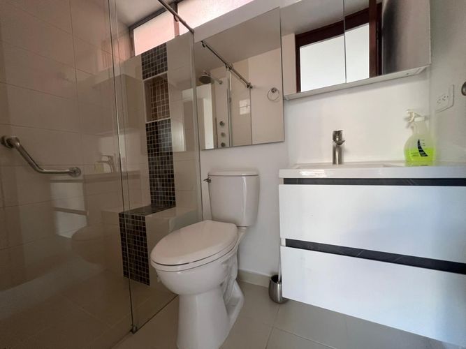 Apartamento de 3 alcobas en arriendo en Cumbres, Envigado, 96 m² · foto 18 de 19