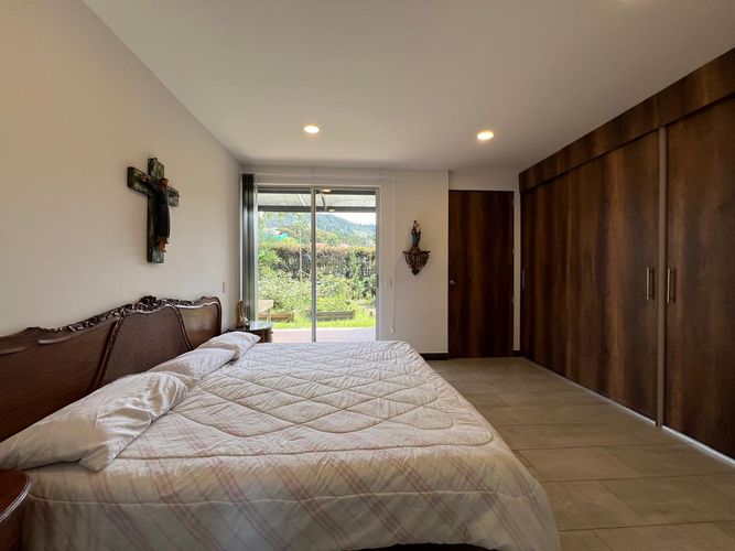 Casa de 3 alcobas en venta en La Ceja, 190 m² · foto 7 de 17