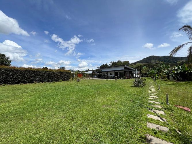 Casa de 3 alcobas en venta en La Ceja, 190 m² · foto 14 de 17