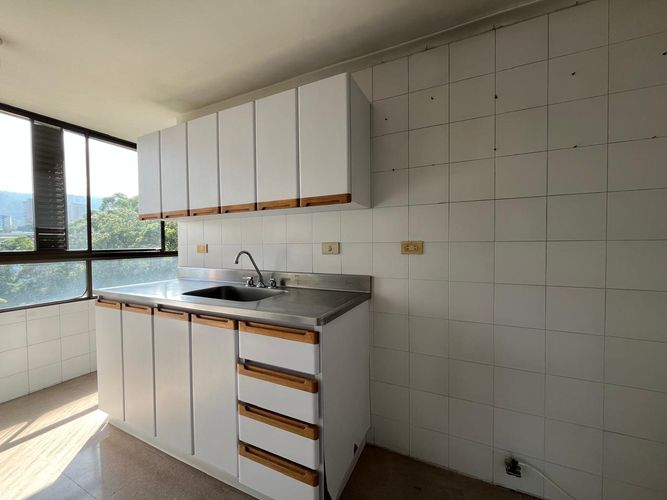 Apartamento de 3 alcobas en venta en El Poblado, Medellín, 159 m² · foto 6 de 18