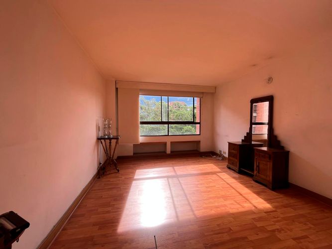 Apartamento de 3 alcobas en venta en El Poblado, Medellín, 159 m² · foto 7 de 18