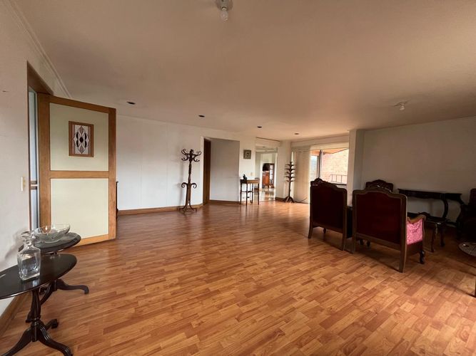 Apartamento de 3 alcobas en venta en El Poblado, Medellín, 159 m² · foto 8 de 18