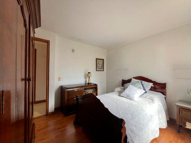Apartamento de 3 alcobas en venta en El Poblado, Medellín, 159 m² · foto 13 de 18