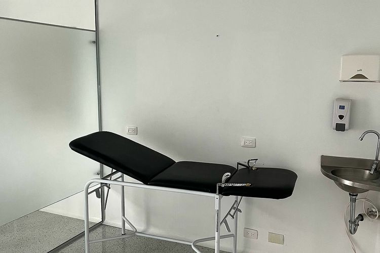 Consultorio en venta en El Poblado, Medellín, 33 m² · foto 6 de 6