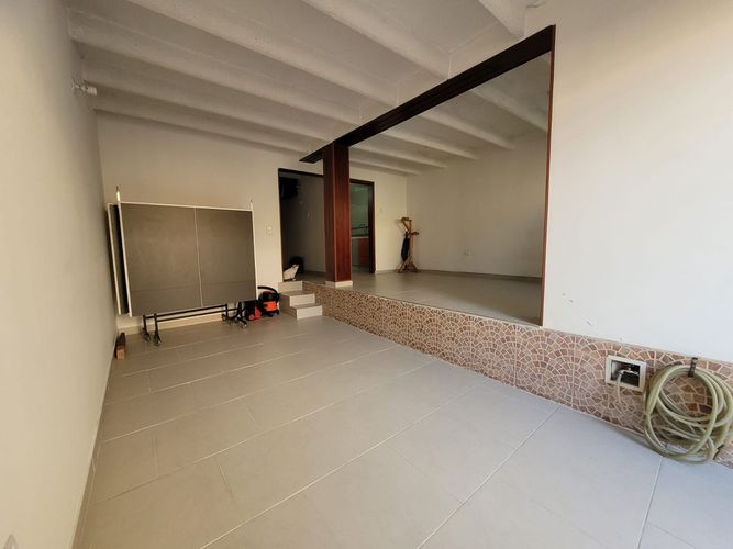 Casa de 6 alcobas en venta en Cerros De Suba, Bogotá, 221 m² · foto 4 de 24