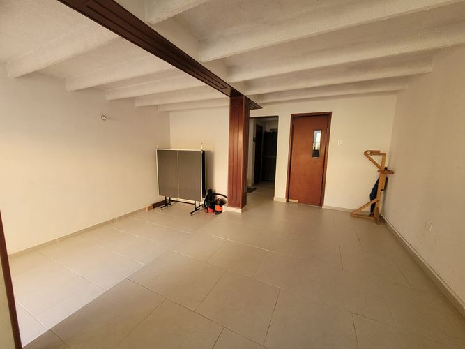 Casa de 6 alcobas en venta en Cerros De Suba, Bogotá, 221 m² · foto 5 de 24