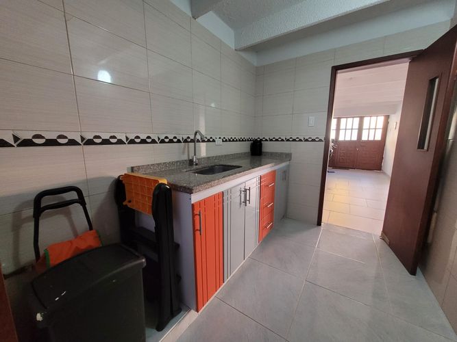 Casa de 6 alcobas en venta en Cerros De Suba, Bogotá, 221 m² · foto 9 de 24