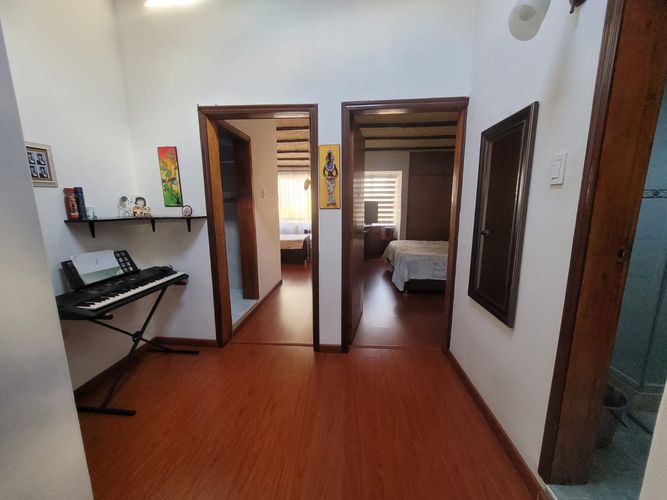 Casa de 6 alcobas en venta en Cerros De Suba, Bogotá, 221 m² · foto 14 de 24