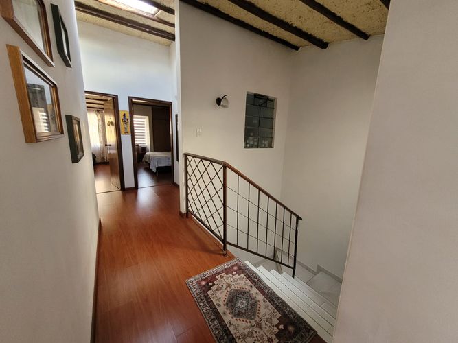 Casa de 6 alcobas en venta en Cerros De Suba, Bogotá, 221 m² · foto 15 de 24