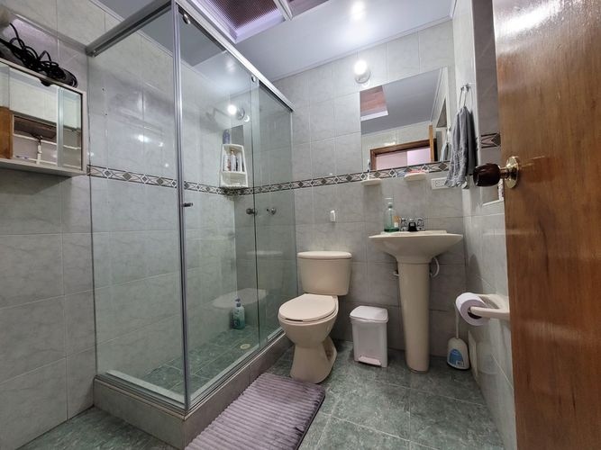 Casa de 6 alcobas en venta en Cerros De Suba, Bogotá, 221 m² · foto 20 de 24