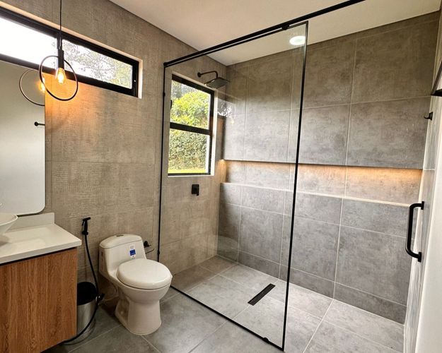 Casa de 3 alcobas en venta en Guamito, La Ceja, 303 m² · foto 10 de 10