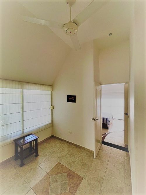Casa de 3 alcobas en venta en Cn. Campestre El Peñon, Girardot, 187 m² · foto 14 de 24