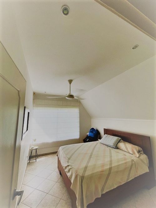 Casa de 3 alcobas en venta en Cn. Campestre El Peñon, Girardot, 187 m² · foto 16 de 24