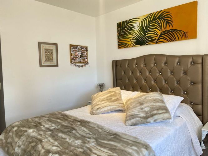 Apartamento de 2 alcobas en venta en San Jose, Sabaneta, 97 m² · foto 9 de 19