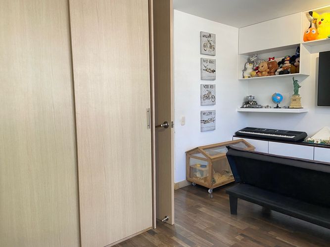 Apartamento de 2 alcobas en venta en San Jose, Sabaneta, 97 m² · foto 11 de 19