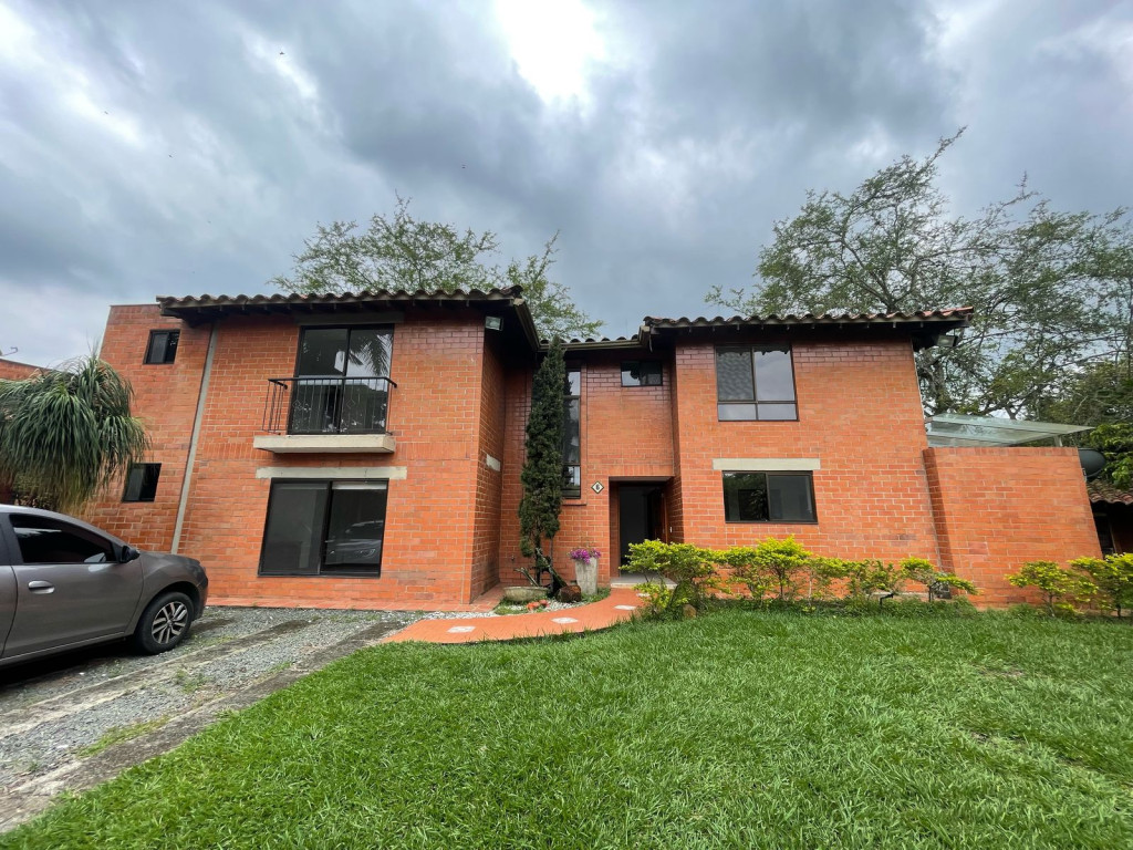 Casa en Arriendo en Pance, Cali
