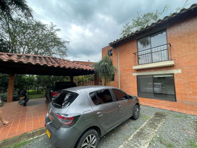 Casa de 4 alcobas en venta en Pance, Cali, 350 m² · foto 3 de 24
