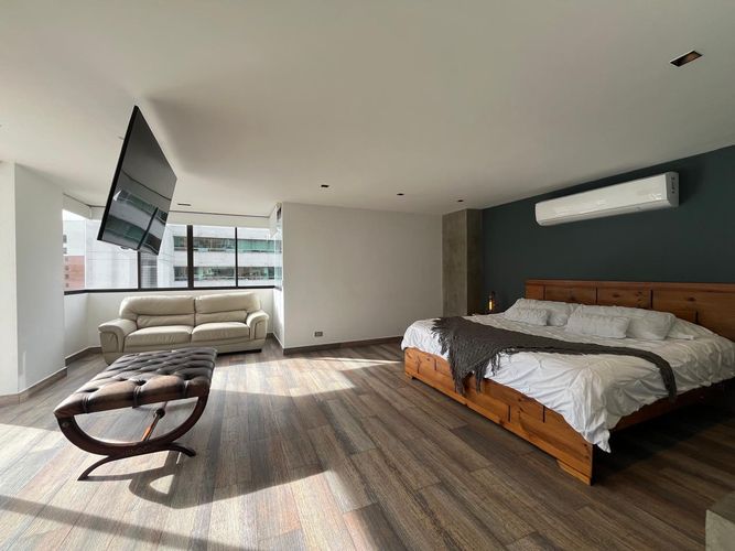 Apartamento de 4 alcobas en arriendo en El Poblado, Medellín, 126 m² · foto 12 de 20