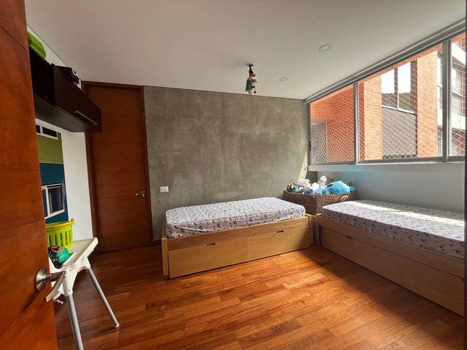 Apartamento de 3 alcobas en arriendo en El Poblado, Medellín, 189 m² · foto 9 de 17