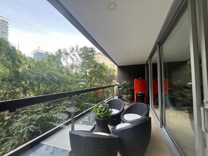 Apartamento de 3 alcobas en arriendo en El Poblado, Medellín, 189 m² · foto 16 de 17