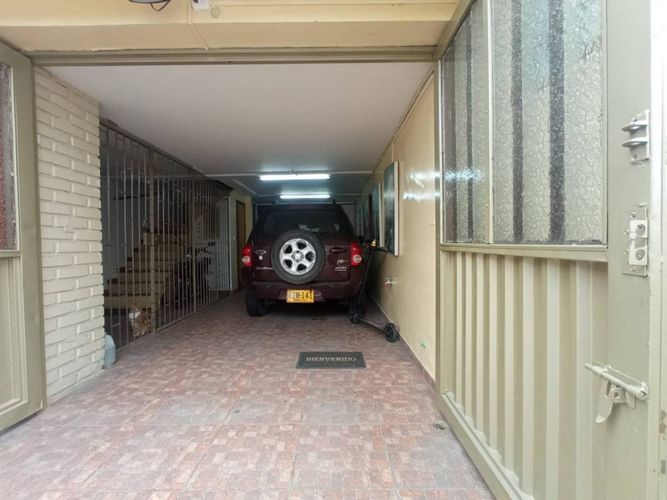 Casa de 8 alcobas en venta en Campin, Bogotá, 345 m² · foto 21 de 24