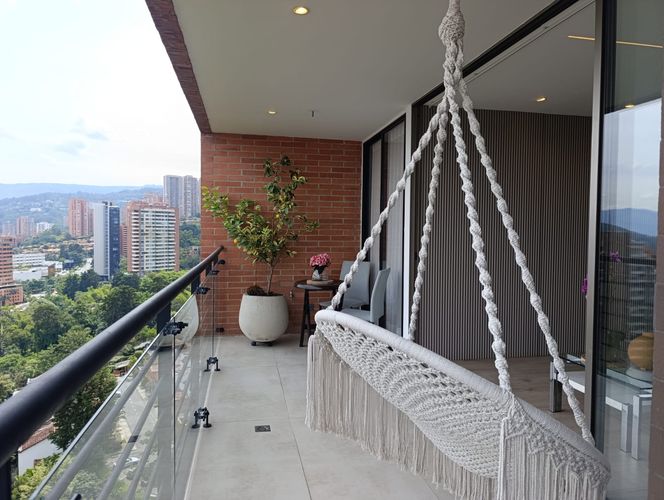 Apartamento de 3 alcobas en arriendo en El Poblado, Medellín, 120 m² · foto 20 de 20